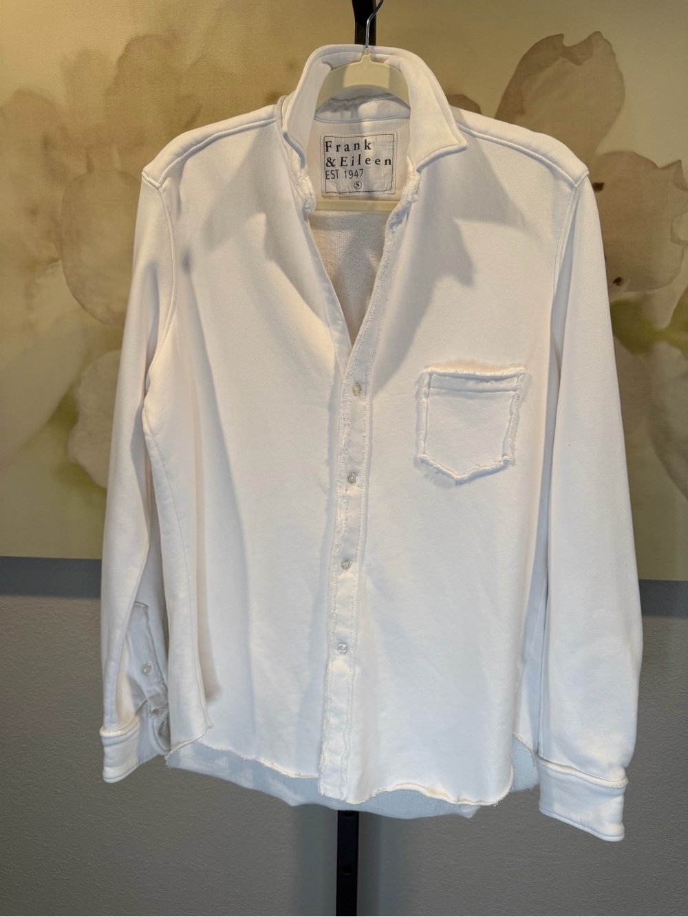 🆕Frank & Eileen Eileen Sweatshirt Button-Up in White - Picture 6 of 8